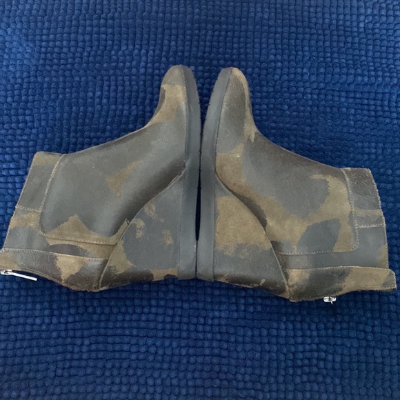 Printed booties - Picture 3 of 7